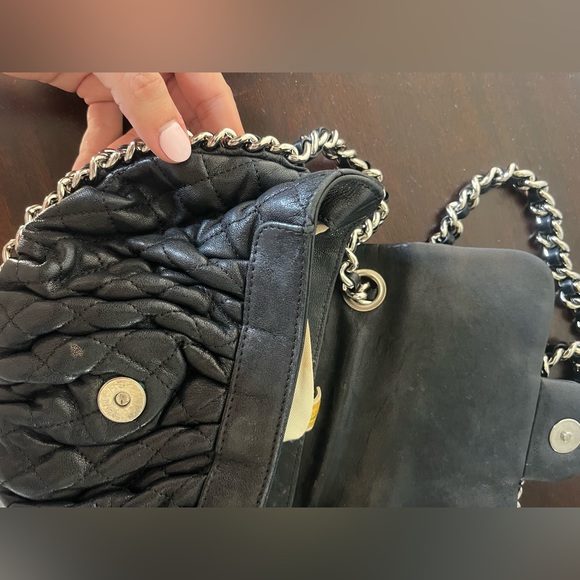 Chanel Chain Around Leather Crossbody. Washed Lambskin. - Picture 7 of 9